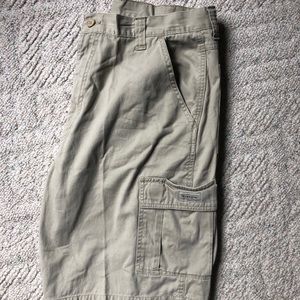 EUC Wrangler cargo shorts